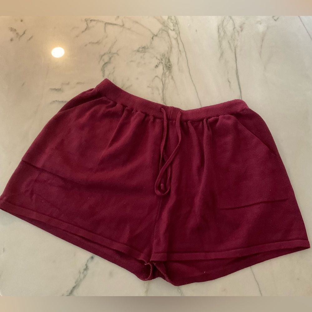 Women’s sweater knit shorts sz M